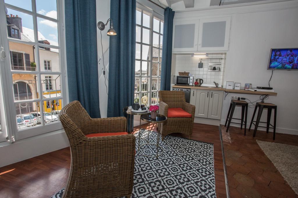Berceau Henri II Appartement Le Mans Buitenkant foto